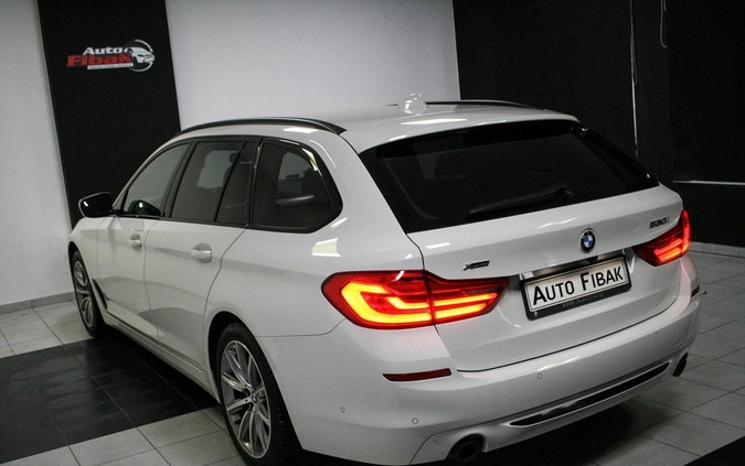 BMW Seria 5 cena 139900 przebieg: 97000, rok produkcji 2018 z Orzysz małe 326